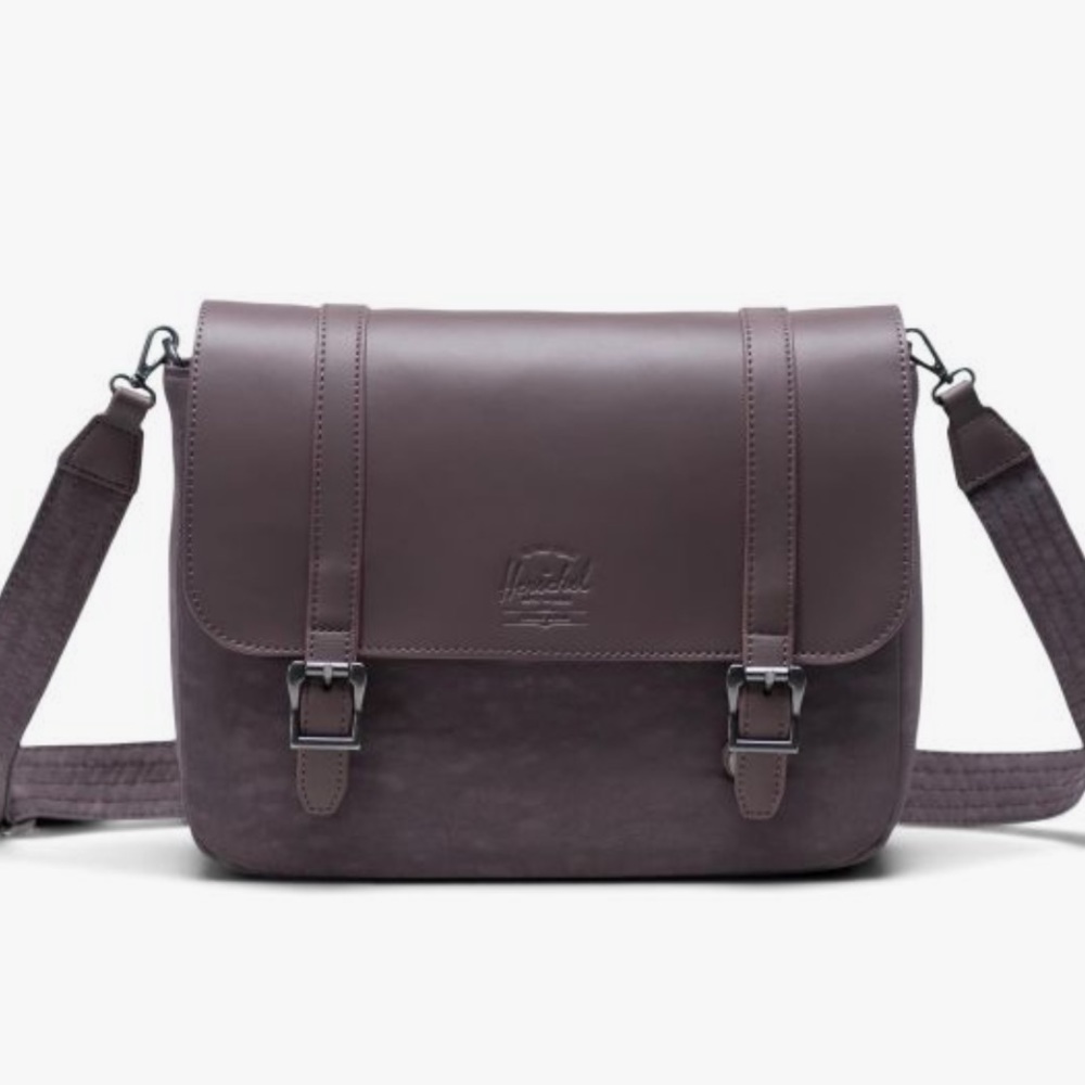 Herschel Orion Retreat Crossbody Bag **NWT**